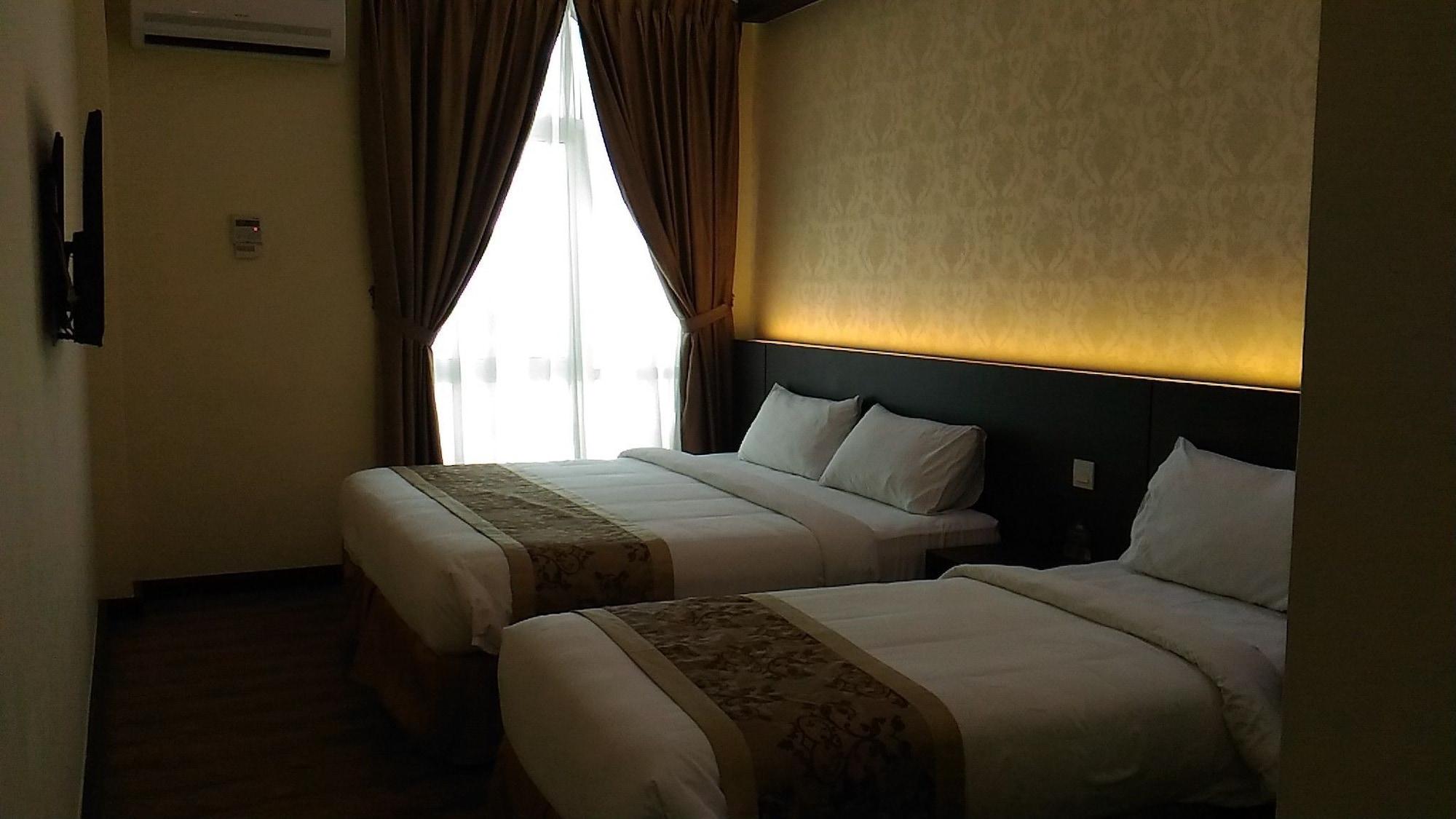 Midcity Hotel Melaka Exterior photo
