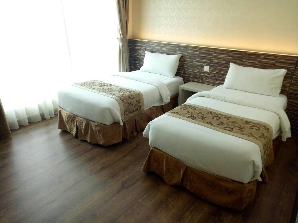 Midcity Hotel Melaka Exterior photo