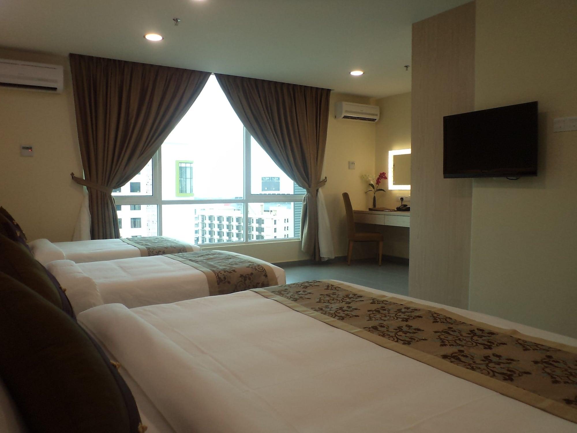 Midcity Hotel Melaka Exterior photo